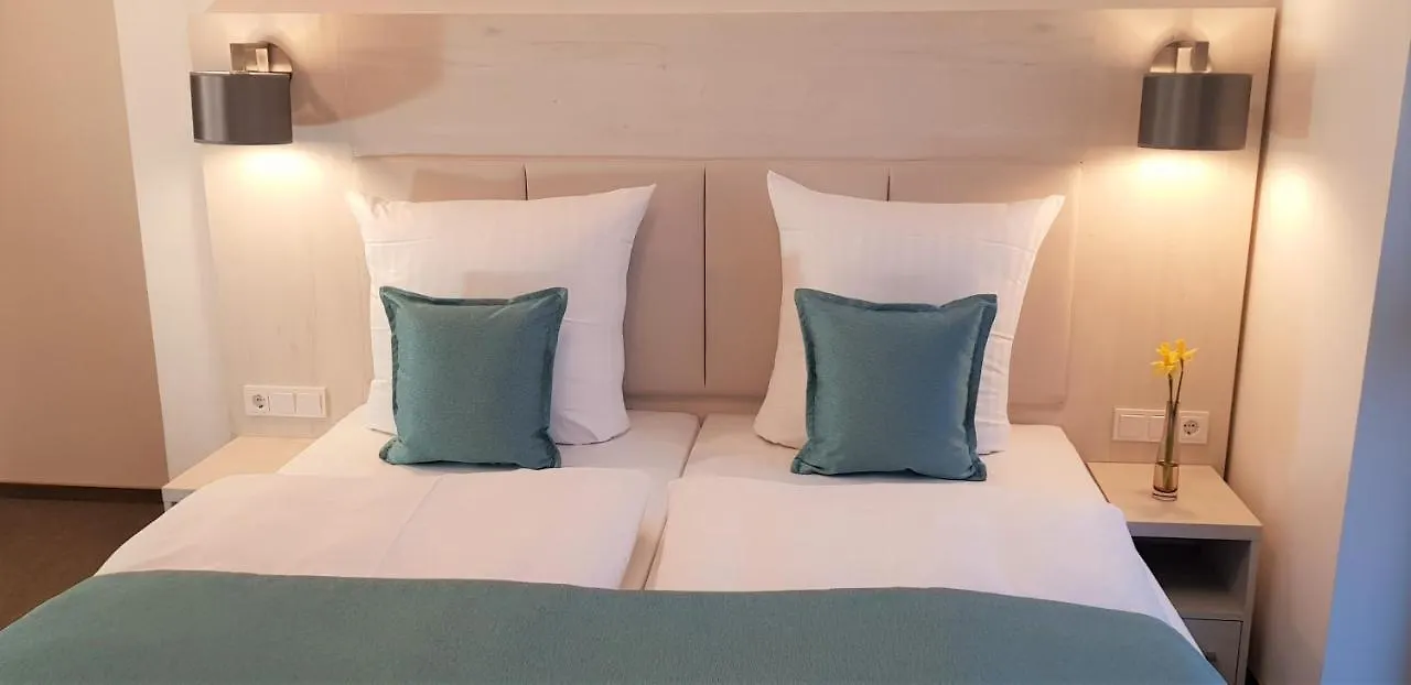 Apricot Hotel 함브루크 3*,