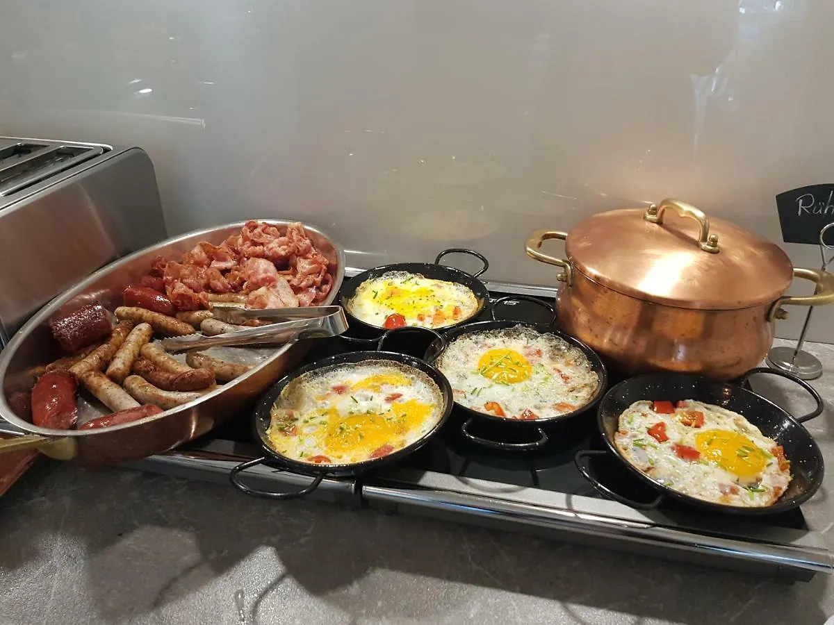 Apricot Hotel 함브루크
